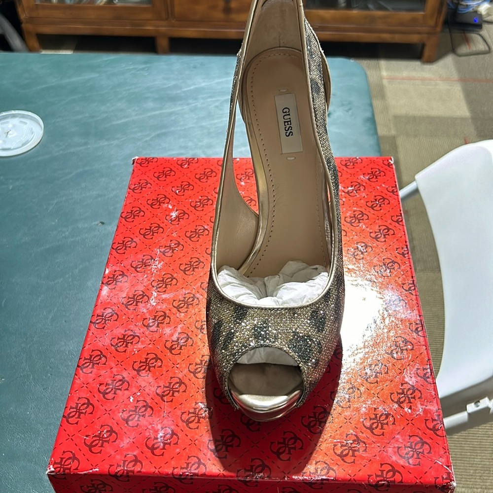 Guess heels.